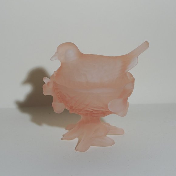 Vintage Cottagecore Bird in Nest Pink Glass Box